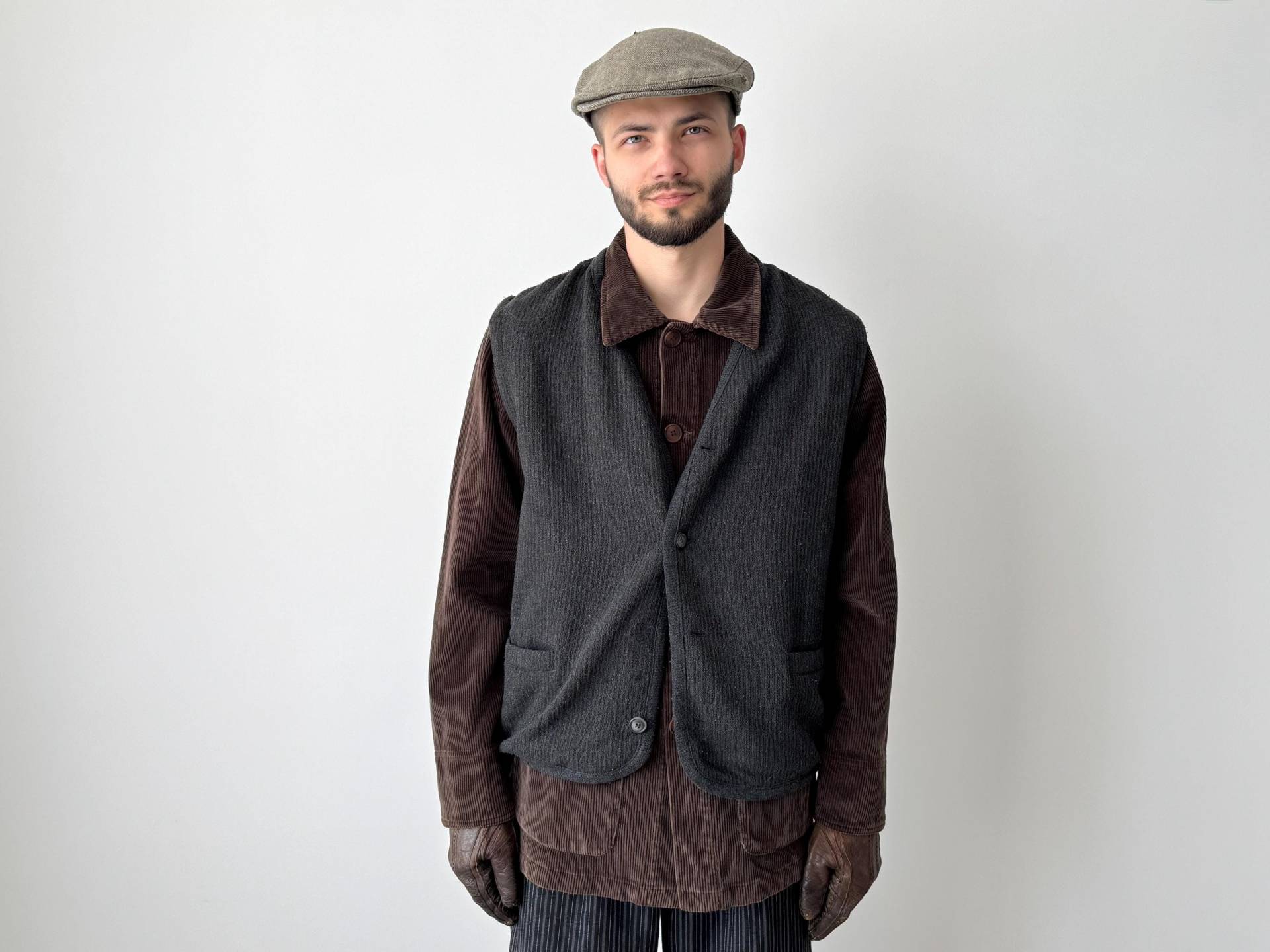 1970Er Jahre Vintage European Workwear Weste - Rustikale Jagdweste Verblasste Outdoor Gebrauchsweste Traditionelle Feldkleidung 1970Er Jahre Vintage European Workwear Weste - Rustikale Jagdweste Verblasste Outdoor Gebrauchsweste Traditionelle Feldkleidung von UAGeneralvintage
