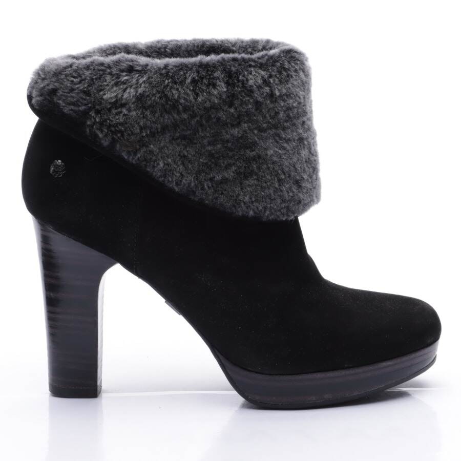 UGG Australia Stiefeletten EUR 37 Braun von UGG Australia