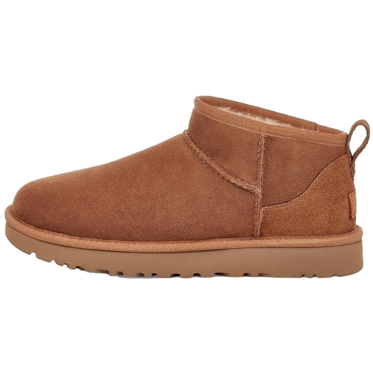 UGG Classic Ultra Mini Boot von UGG