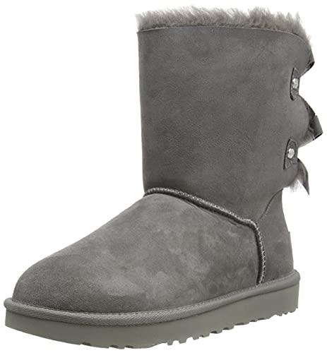 UGG Damen Bailey Bow Evergreen CLASSIC BOOT, Grey, 36 EU von UGG