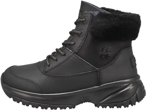 UGG Damen YOSE Fluff V2 Stiefel, Black, 37 EU von UGG