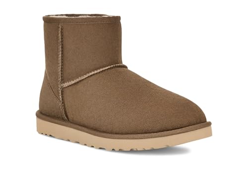 UGG Herren Classic Mini Mode-Stiefel, Hickory, 42 EU von UGG