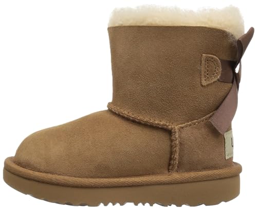 UGG Unisex Kinder Bailey Bow II Classic Boot,Chestnut, 27.5 EU von UGG