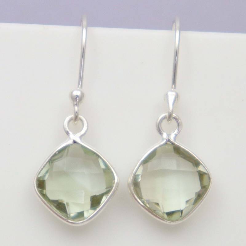 Grün Amethyst Ohrringe Handgemachte Sterling Silber Schmuckkissen Grün Amethyst Ohrringe Handgemachte Sterling Silber Schmuckkissen von UGJEWELLERS
