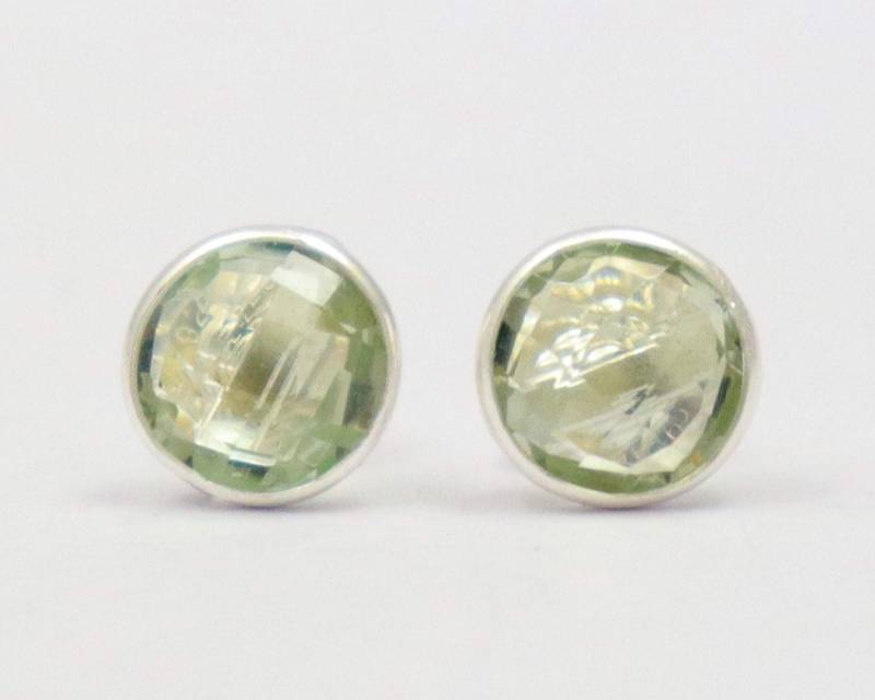 Grüner Amethyst Sterlingsilber Ohrstecker Handgemachter Runder Schmuck von UGJEWELLERS