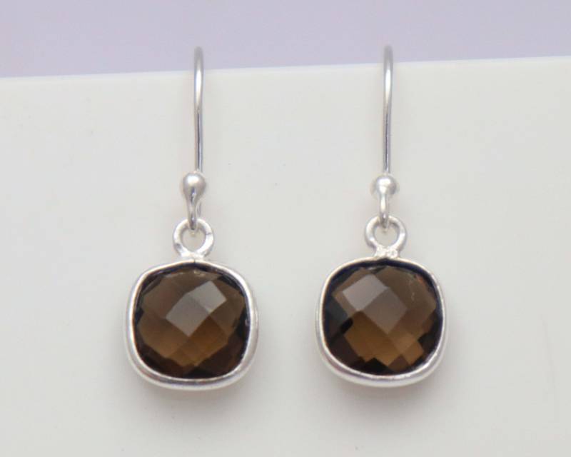 Rauchquarz Ohrringe Handgefertigte 925 Sterling Silber Schmuckkissen Rauchquarz Ohrringe Handgefertigte 925 Sterling Silber Schmuckkissen von UGJEWELLERS