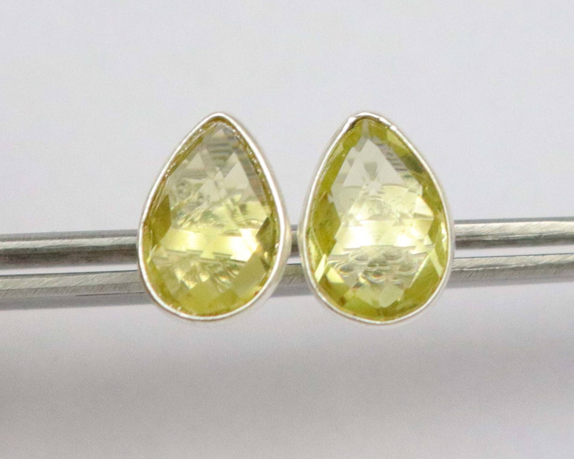 Handgemachte Lemon Topas Sterling Silber Ohrstecker Pear Briolette Jewelry Handgemachte Lemon Topas Sterling Silber Ohrstecker Pear Briolette Jewelry von UGJEWELLERS