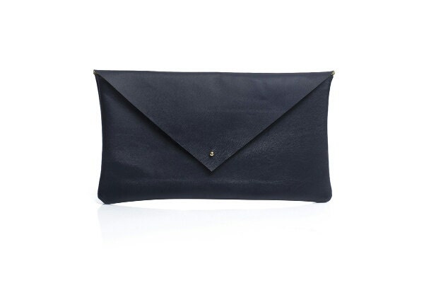 Vergrößerte Marineblaue Leder-Clutch, Lederumschlag, Hülle, Vergrößerte Lederclutch Vergrößerte Marineblaue Leder-Clutch, Lederumschlag, Hülle, Vergrößerte Lederclutch von UJaneBags