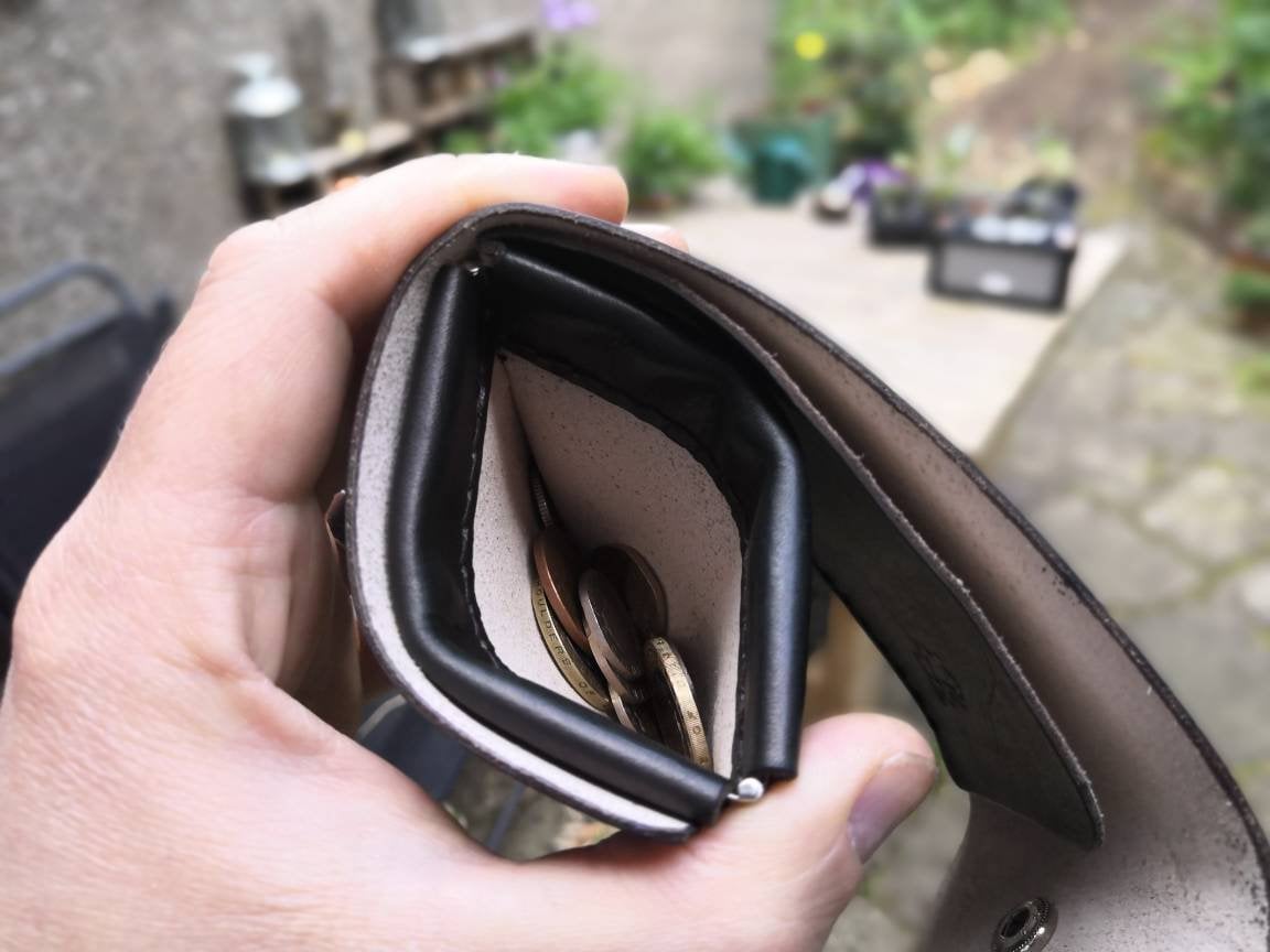 Portemonnaie Mit Quetschrahmen Münztäschchen Und Platz Für Scheine Portemonnaie Mit Quetschrahmen Münztäschchen Und Platz Für Scheine von UKMorganLeather