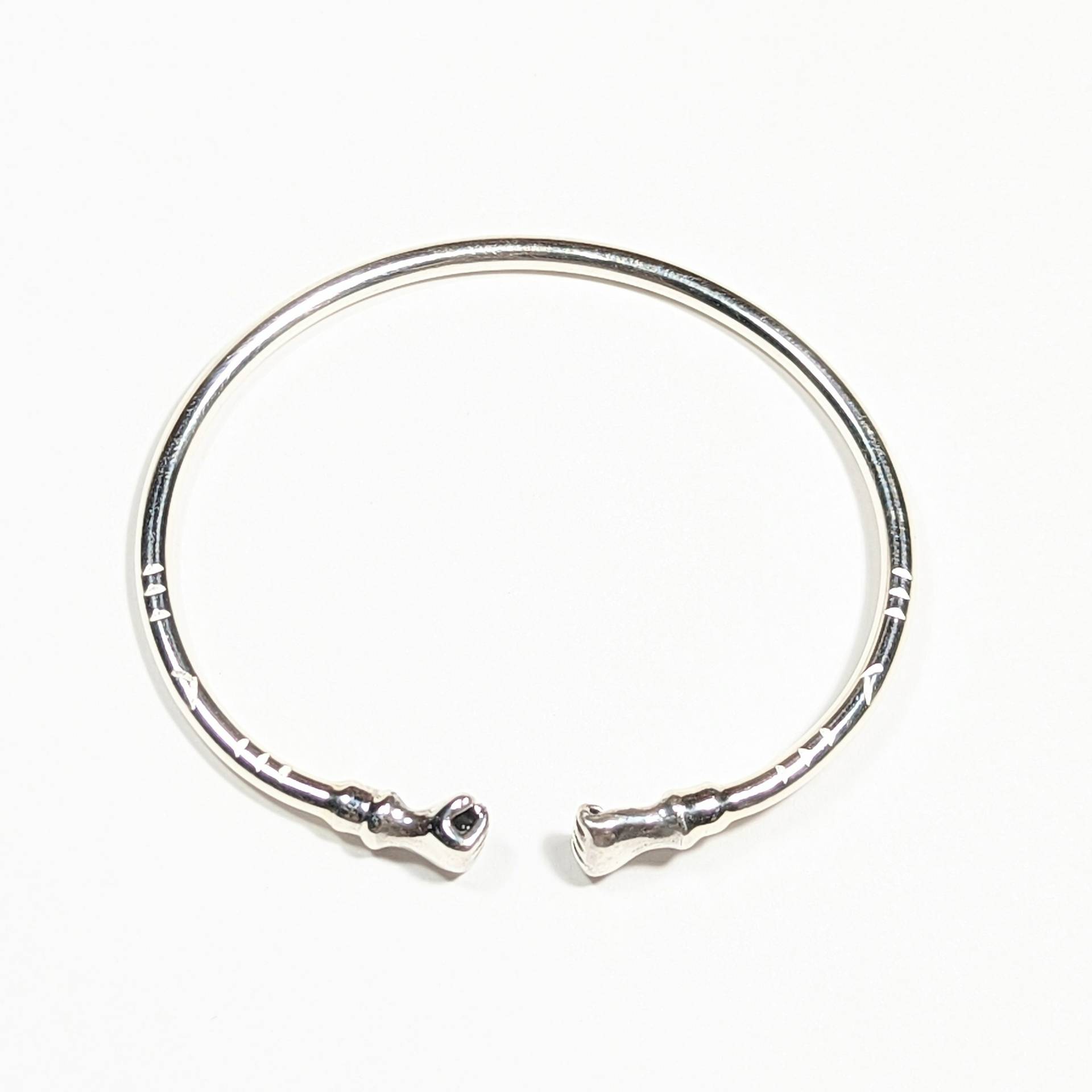 Kostenloses Geschenk Bei Einem Einkauf Von 35 Dollar Oder Mehr. Sterling Silber Faust Armreif von ULoveJewelry