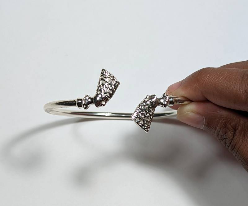 Kostenloses Geschenk Mit Einem Kauf Von 35 Dollar Oder Mehr Nofretete-Kopf-sterlingsilber-Armreif von ULoveJewelry