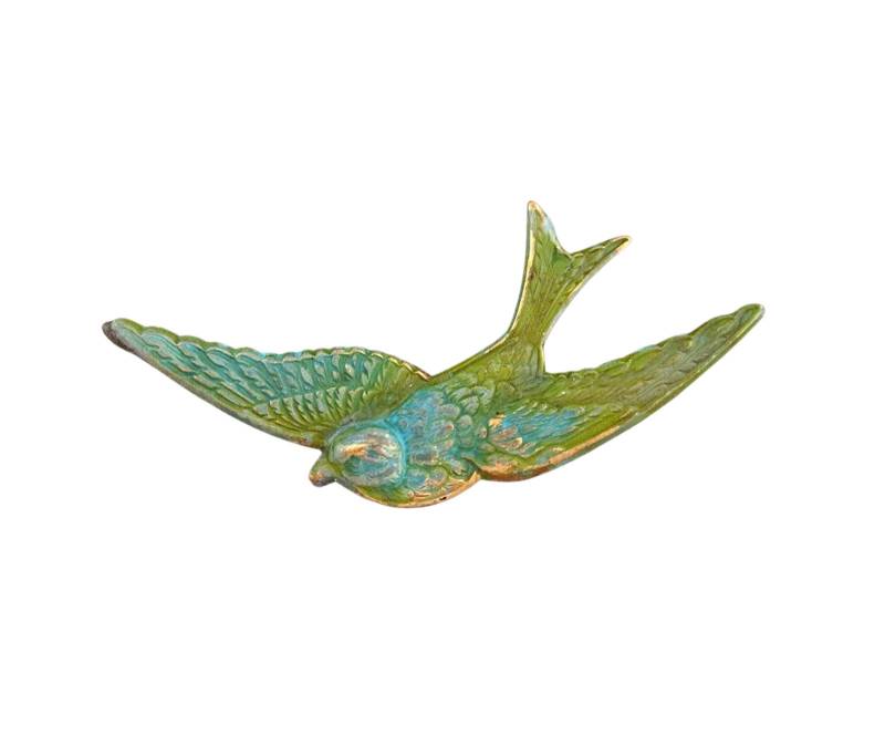 Handgemachte Verdigris Patina Vogel Im Flug Brosche von UMDesignsCo