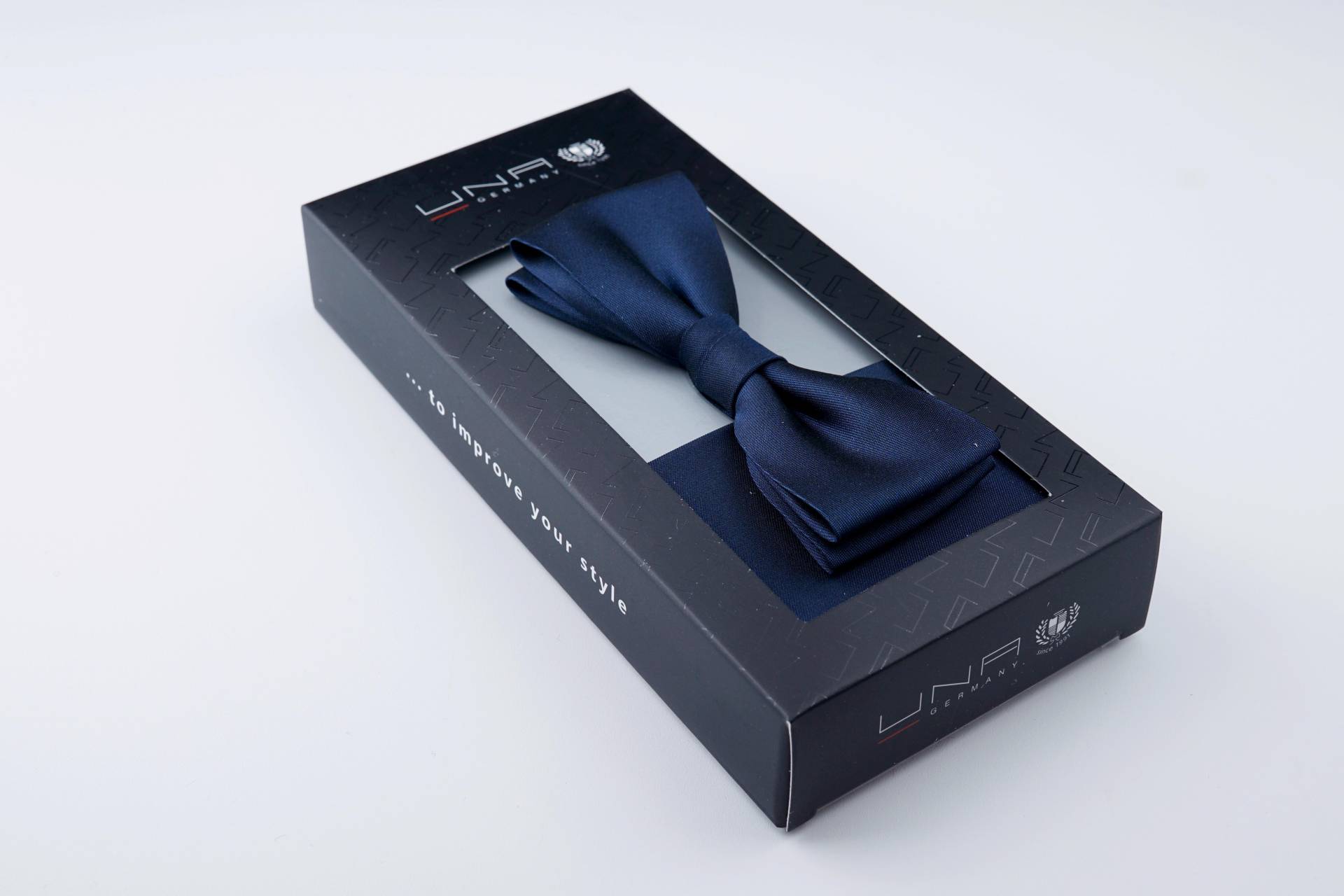 UNA Germany by Klünemann - Schleife Seide Plain mit Tuch i.K. von UNA Germany by Klünemann