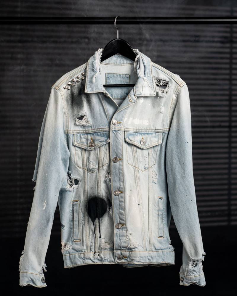 Bold Statement - Individuelle Custom Jeansjacke Von Unick Cologne von UNICKCologne