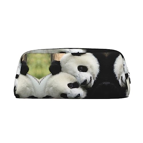 UNIOND Niedliche Pandas Bedruckte Bleistifttasche Tragbare Leder Stift Fall Wasserdicht Reise Make-up Tasche für Arbeit Büro Urlaub, silber, Einheitsgröße, Federmäppchen von UNIOND