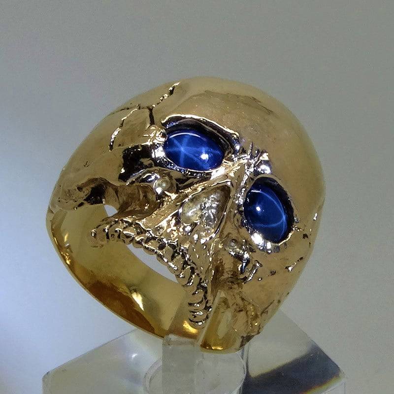 14K Gold Totenkopf-Ring Handgefertigter Halbkiefer Mit Augen Aus Stern-Saphir von UNIQABLEart