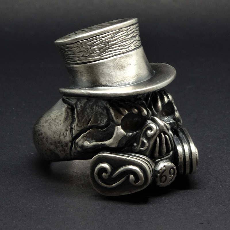 Handgemachter Sterling Silber Totenkopf Ring Gasmaske Biker, Gothic Masonic von UNIQABLEart
