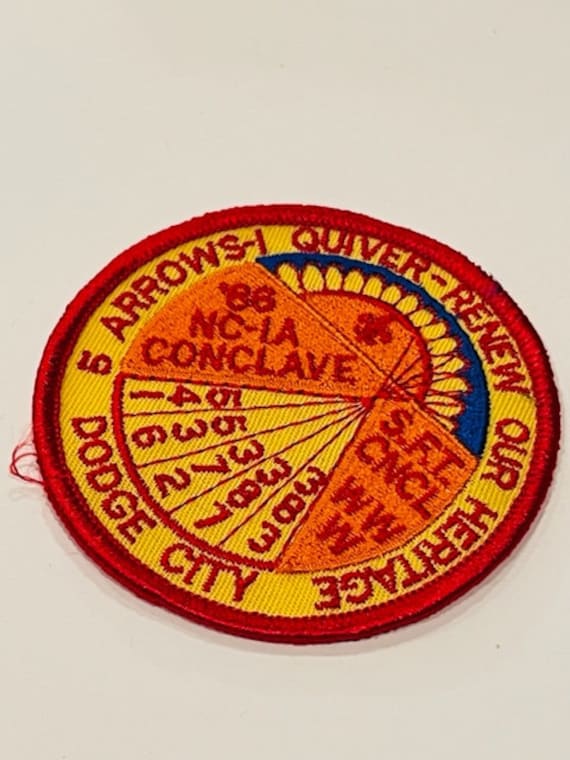 Boy Scouts Cub Girl Aufnäher Vtg Council Badge Memorabilia Dodge City Kansas Pfeile von UNIQUETREASUREFREAK