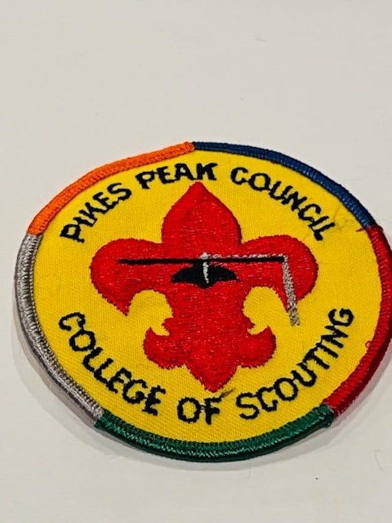Boy Scouts Cub Girl Patch Rat Abzeichen Memorabilia Vtg Pikes Peak College Speer von UNIQUETREASUREFREAK