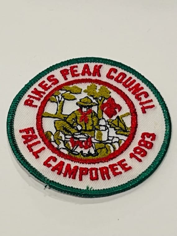 Boy Scouts Cub Girl Patch Vtg Rat Anstecker Memorabilia 1983 Pikes Peak Camporee von UNIQUETREASUREFREAK