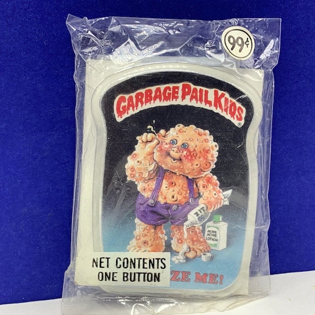Garbage Pail Kids Jahrgang 1986 Imperialspielzeug Sammler Topps Kaugummi Werbung Gpk Versiegelt Knopf Pinback Pin Squeeze Me Zit Pickel von UNIQUETREASUREFREAK