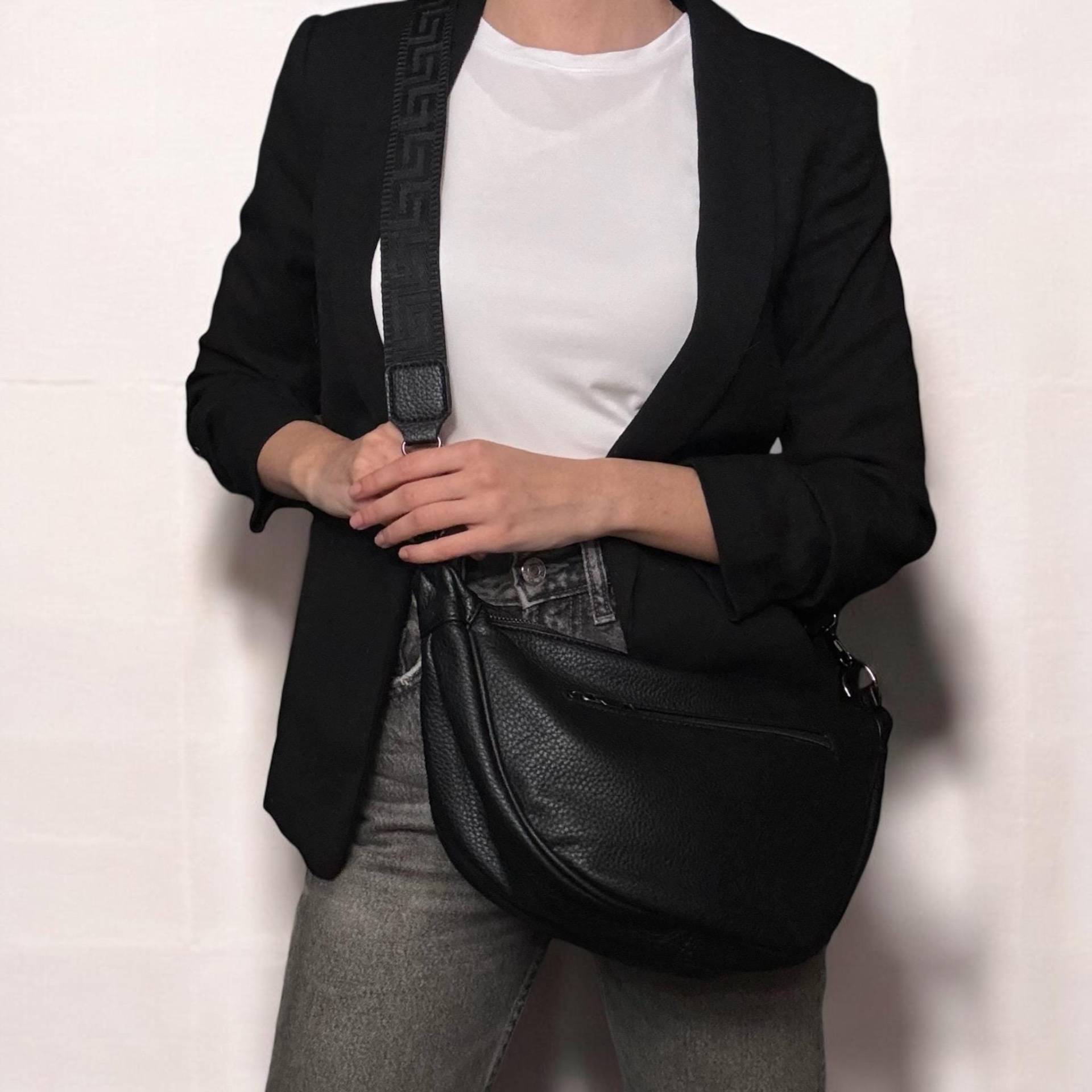 Crossbody Bag Damen, Schultertasche, Bauchtasche, Umhängetasche Crossbag Geschenke Für Frauen, Tasche Aus Veganem Leder, Schwarz von UNIQtaschen