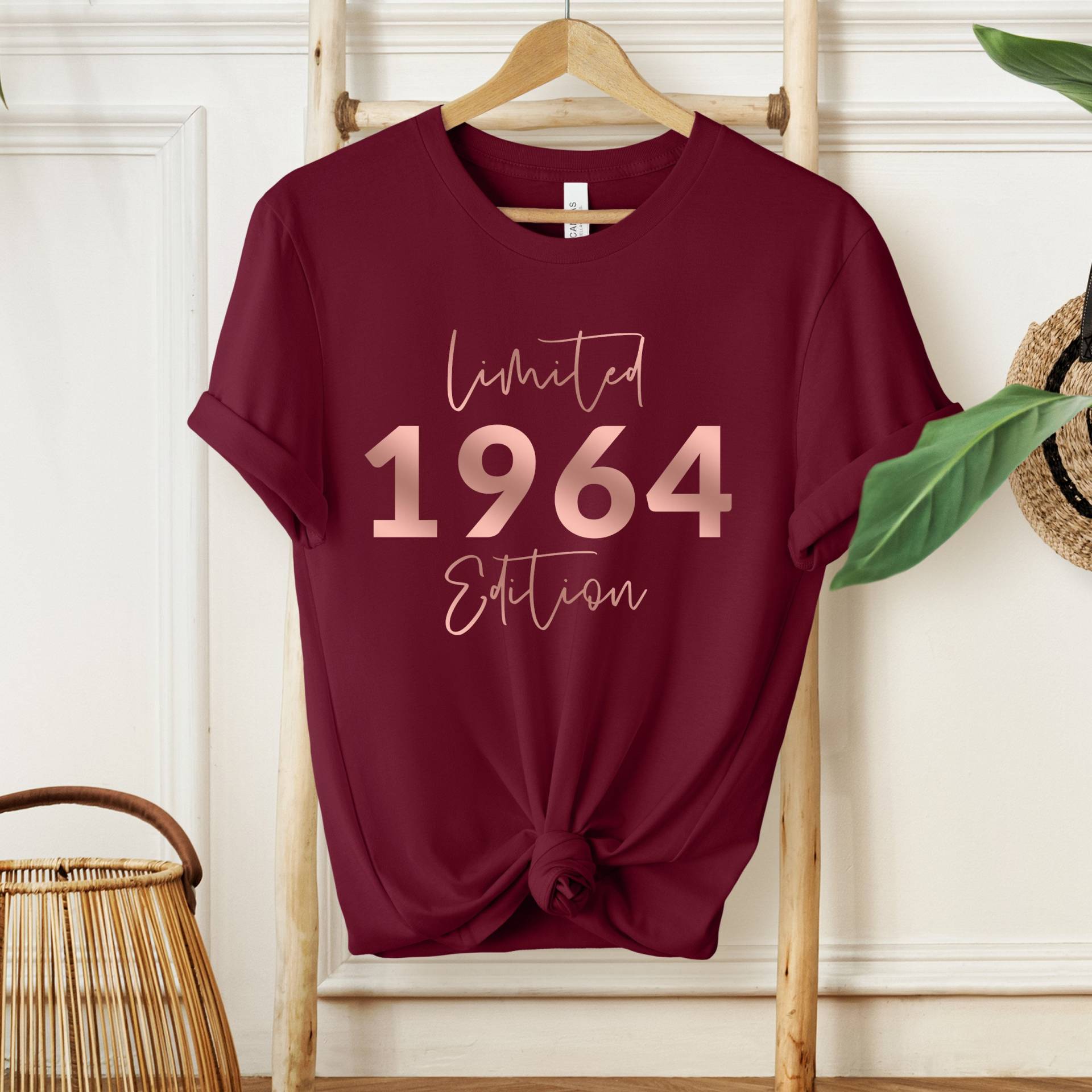 60Er Jahre Geburtstag Geschenke Für Frauen 1964 T-Shirt, Geburtstagsgeschenk Frauen, Limited Edition T Shirt, T-Shirt Geschenk von UNODESIGNSUK