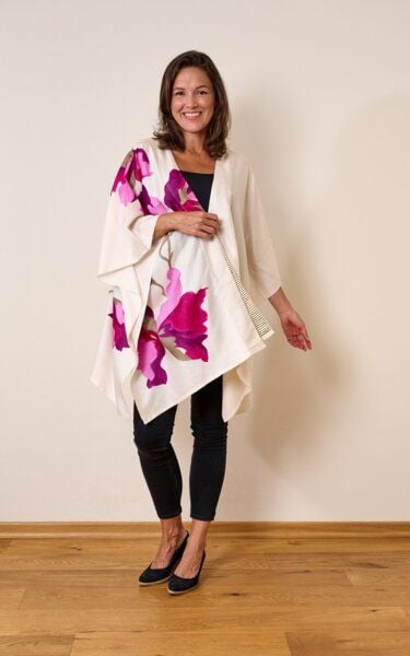 URBAN MEDLEY Fallen Leaf von URBAN MEDLEY