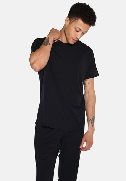 URBAN QUEST T-Shirt von URBAN QUEST