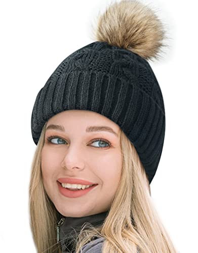 Geschenke für Frauen Mütze Damen Winter: Bommelmütze Wintermütze Damen Strickmütze Beanie Mütze mit Bommel, Nikolaus Geschenke für Frauen Weihnachten Adventskalender 2023 Frauen, Schwarz/Einheitsgröße von URECOVER