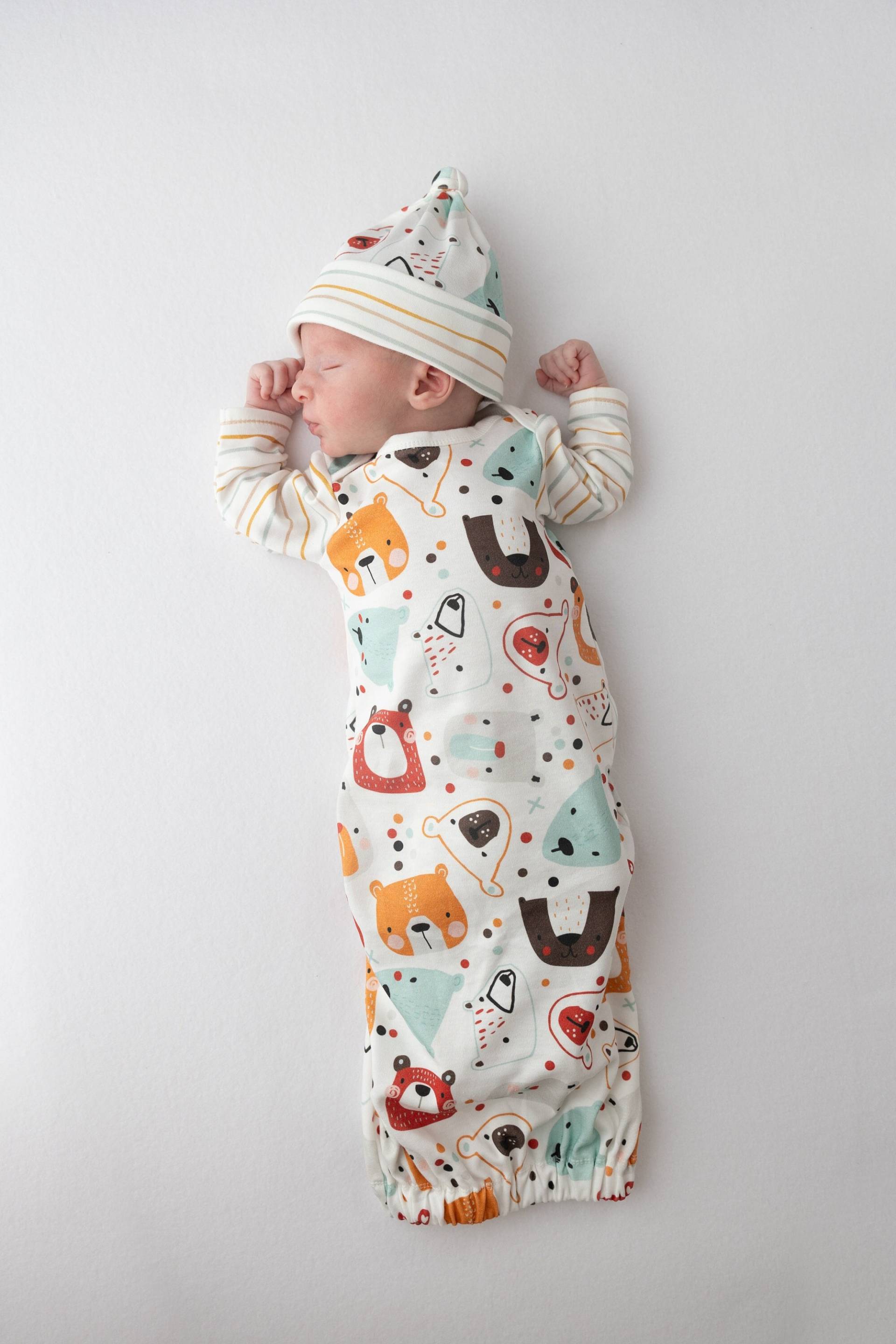 Baby Jungen Kleid, Bären Print Bio-Baumwolle Kleid Und Knotenmütze. Babypartygeschenk-Set, Vom Krankenhaus Nach Hause Kommen Baby-Outfit von URPIbaby
