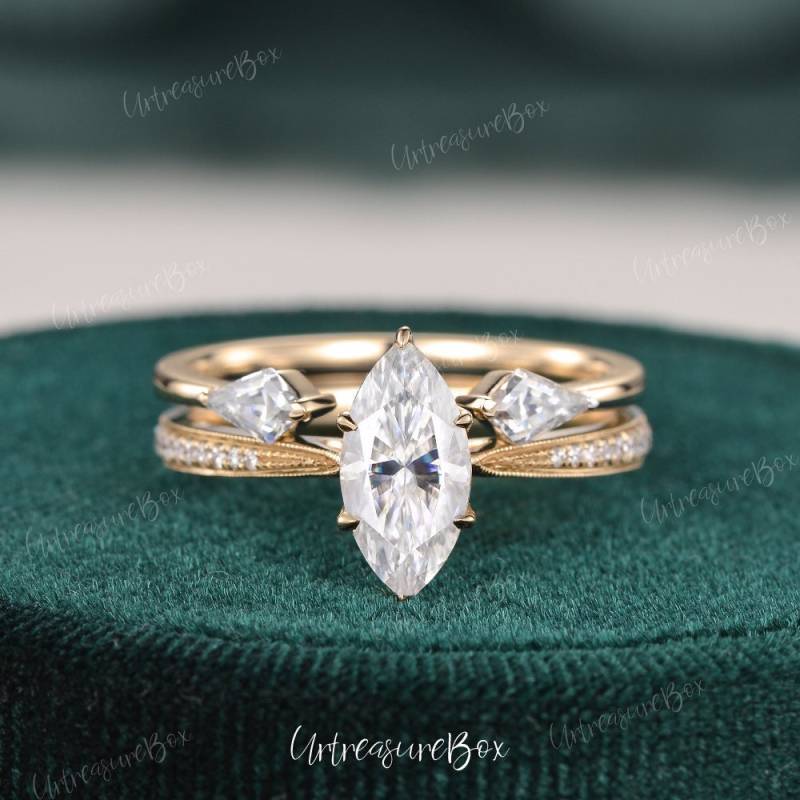 1Ct Marquise Moissanit Verlobungsring Antik Ehering Sets Milgrain Gelbgold Brautset Frauen Rhombus Offene Band Krone Ring Versprechen von URTreasureBox