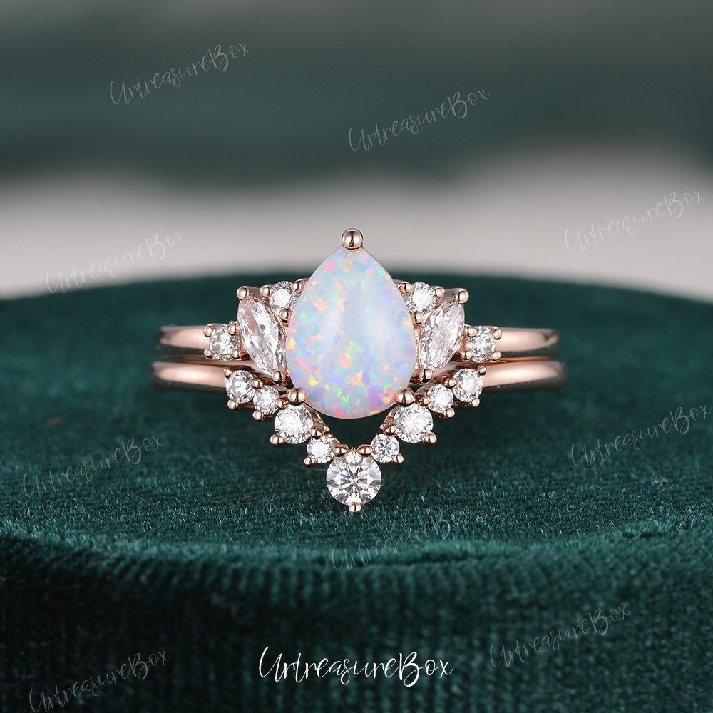 Cluster Pear Cut Opal Verlobungsring Set Vintage Lab Regenbogen Braut Ring Roségold Frauen Unikat Hochzeit Brautring Geschenk von URTreasureBox