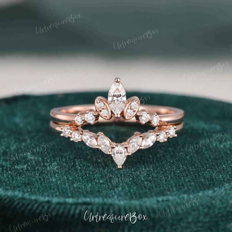 Diamant Benutzerdefinierte Hochzeitsringe Frauen Einzigartige Doppel-Eheringe Roségold Geschwungener Ehering Ringenhancer Stapelring von URTreasureBox