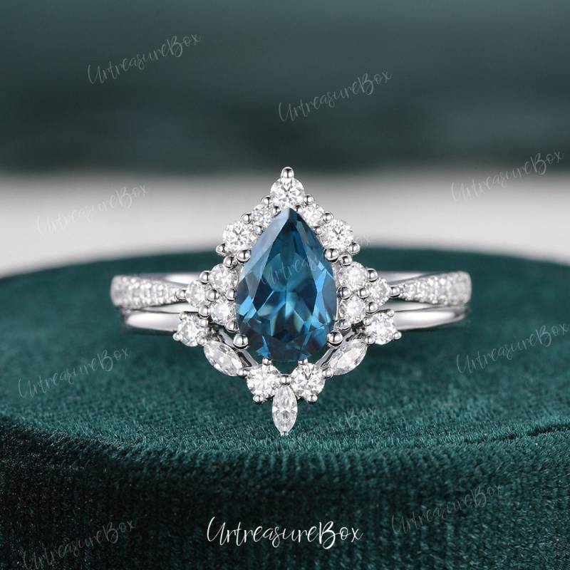 Birnenförmige London Blauer Topas Ring Set Rose Gold Verlobungsring Vintage Cluster Topaz Brautringe Einzigartige Hochzeit Jahrestagsgeschenk von URTreasureBox