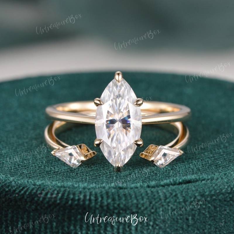 Versteckter Halo Marquise Moissanite Verlobungsring Set Kite Cut Hochzeit Einfache Gelbgold Braut Solitaire Versprechen Ring von URTreasureBox