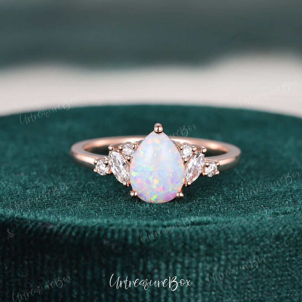 Vintage Opal Verlobungsring Pear Shaped Lab Rose Gold Frauen Marquise Cluster Ring Zierliche Geburtsstein Versprechen von URTreasureBox