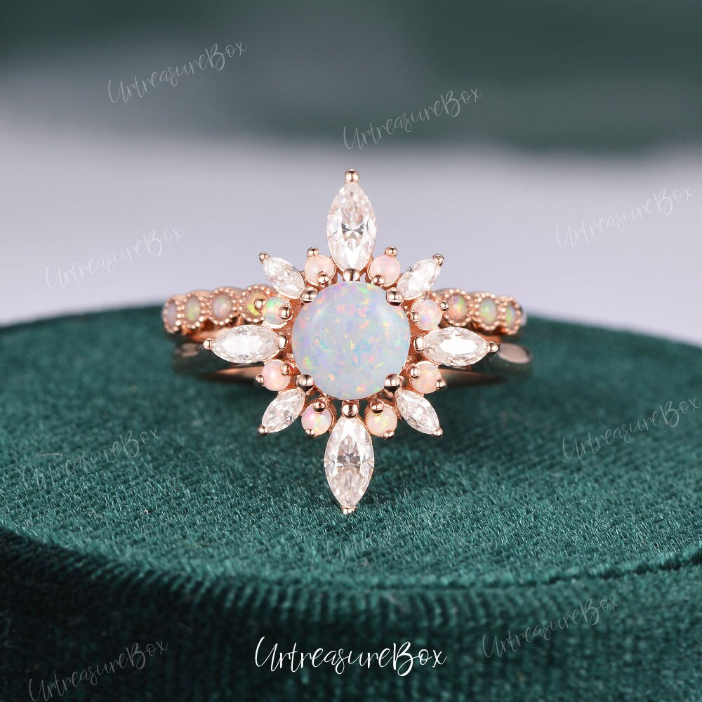 Vintage Opal Verlobungsring Rose Gold Braut Set Frauen Ring Floral Einzigartige Halo Ehering Art Deco Jahrestagsgeschenk von URTreasureBox