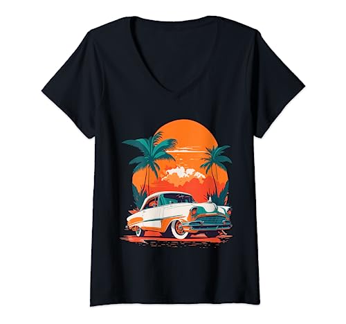 Damen US Oldtimer bei Sonnenuntergang T-Shirt mit V-Ausschnitt von US classic car at sunset
