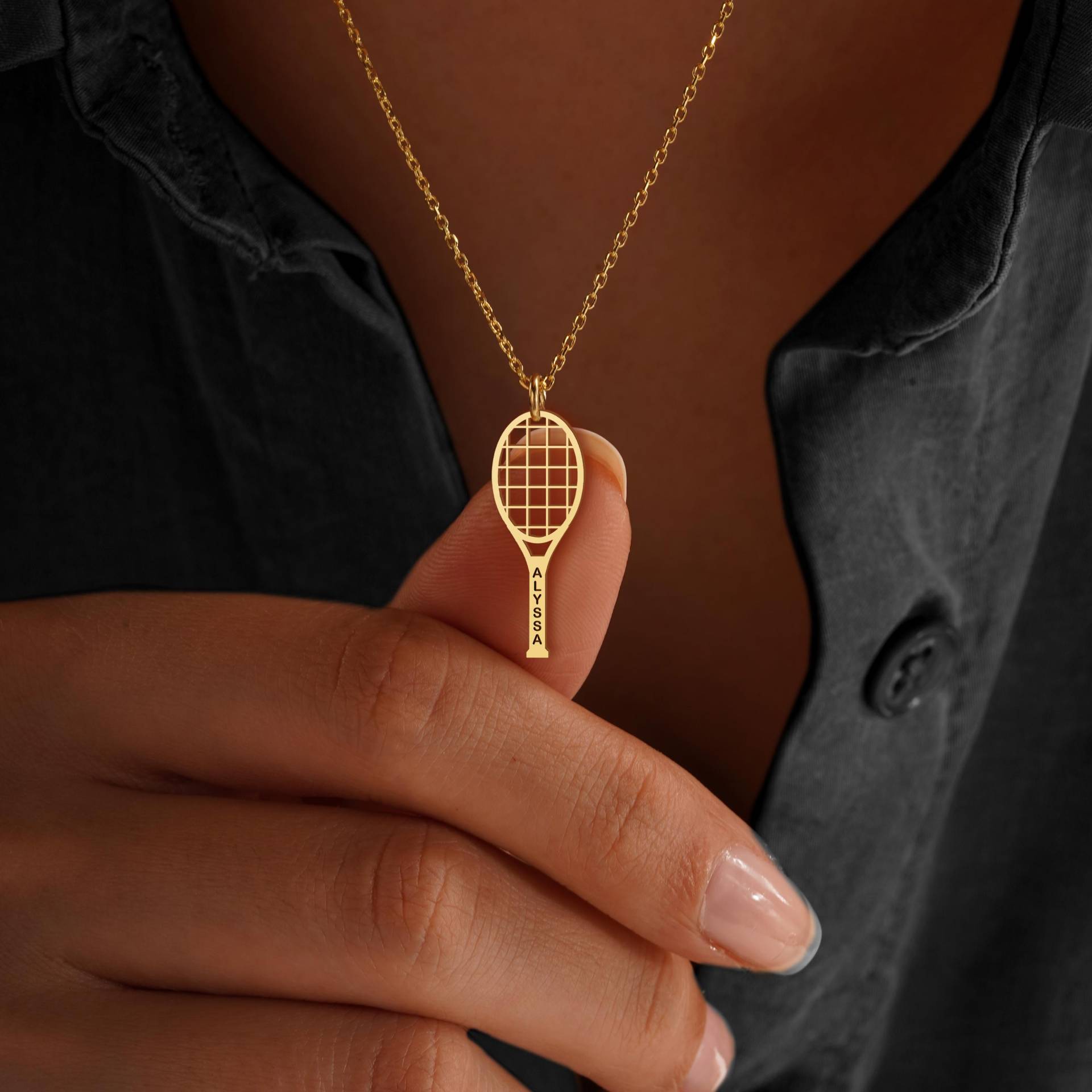 Tennisschläger Halskette, Personalisierte Tennis Anhänger, Tennis-Liebhaber Geschenk, Gold Sport Charm Geschenk Für Tennisspieler Tennisschläger Halskette, Personalisierte Tennis Anhänger, Tennis-Liebhaber Geschenk, Gold Sport Charm Geschenk Für Tennisspieler von USAJewelleryShop