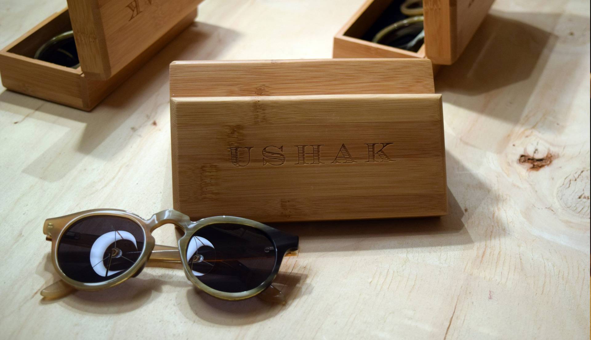 Ushak-Brille Aus Naturhorn Ushak-Brille Aus Naturhorn von USHAKadm