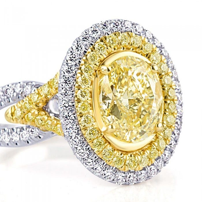 3, 22 Ct Ovaler Diamant-Verlobungsring, Gelber Doppelter Halo-Ring, Diamantring, Split-Band-Verlobungsring, 18K 3, 22 Ct Ovaler Diamant-Verlobungsring, Gelber Doppelter Halo-Ring, Diamantring, Split-Band-Verlobungsring, 18K von USJewelryFactory