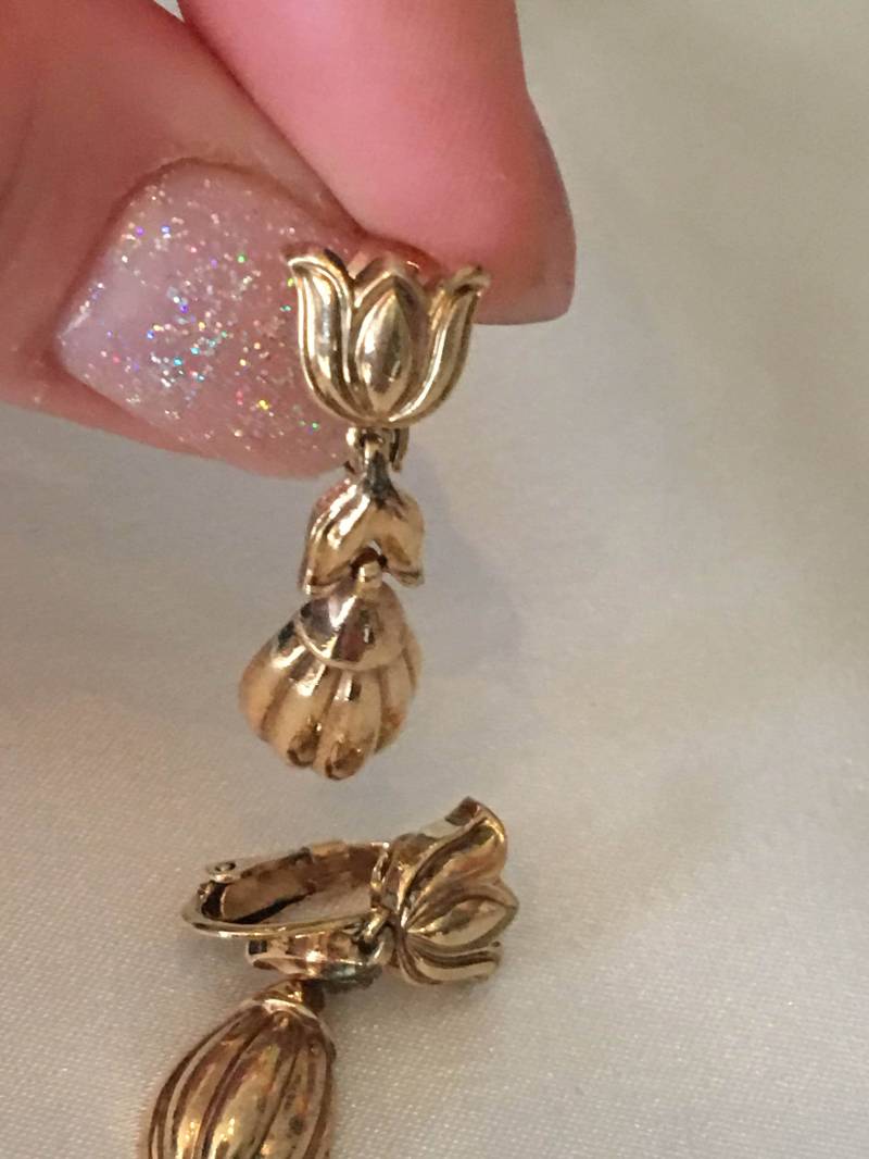 Trifari Blume Ohrclips von UWLUVIT