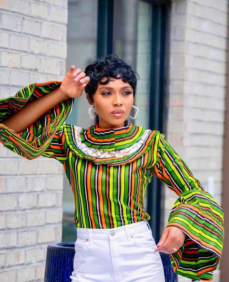 Ella Belle Bluse von UberWomanBoutique