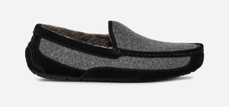 UGG® Ascot Wool II Slipper für Herren in Black, Größe 44 von Ugg