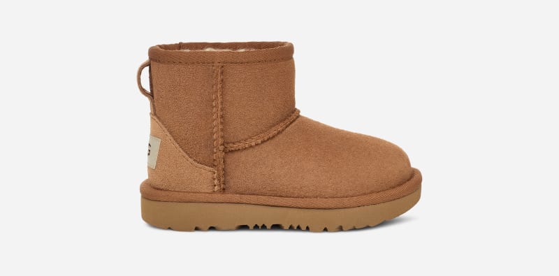UGG® Classic Mini II Boot für Kinder in Brown, Größe 27.5, Schaffell von Ugg