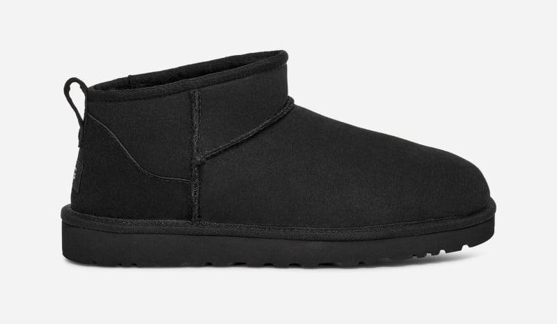 UGG® Classic Ultra Mini Boot für Herren | UGG® EU in Black, Größe 51, Schaffell von Ugg