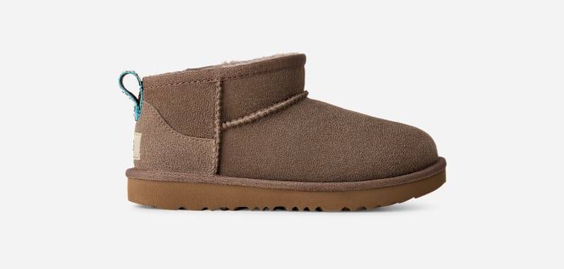 UGG® Classic Ultra Mini Boot für Kinder in Brown, Größe 36, Schaffell von Ugg