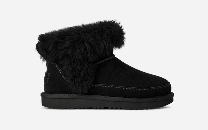 UGG® Classic Ultra Mini Chalet Boot für Kinder in Black, Größe 31, Veloursleder von Ugg