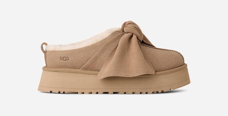 UGG® Bow Slipper mit Plateausohle für Damen in Beige, Größe 42, Veloursleder von Ugg